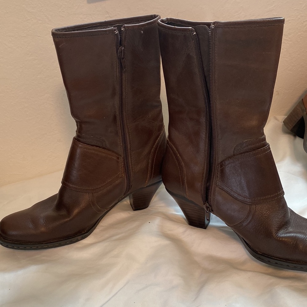 Born Mid Calf Heeled Boots 7.5 - Picture 6 of 7